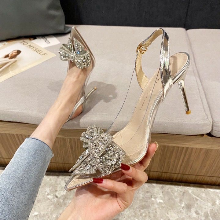 Beautiful Embellished Pump Heels – Stylemantraas